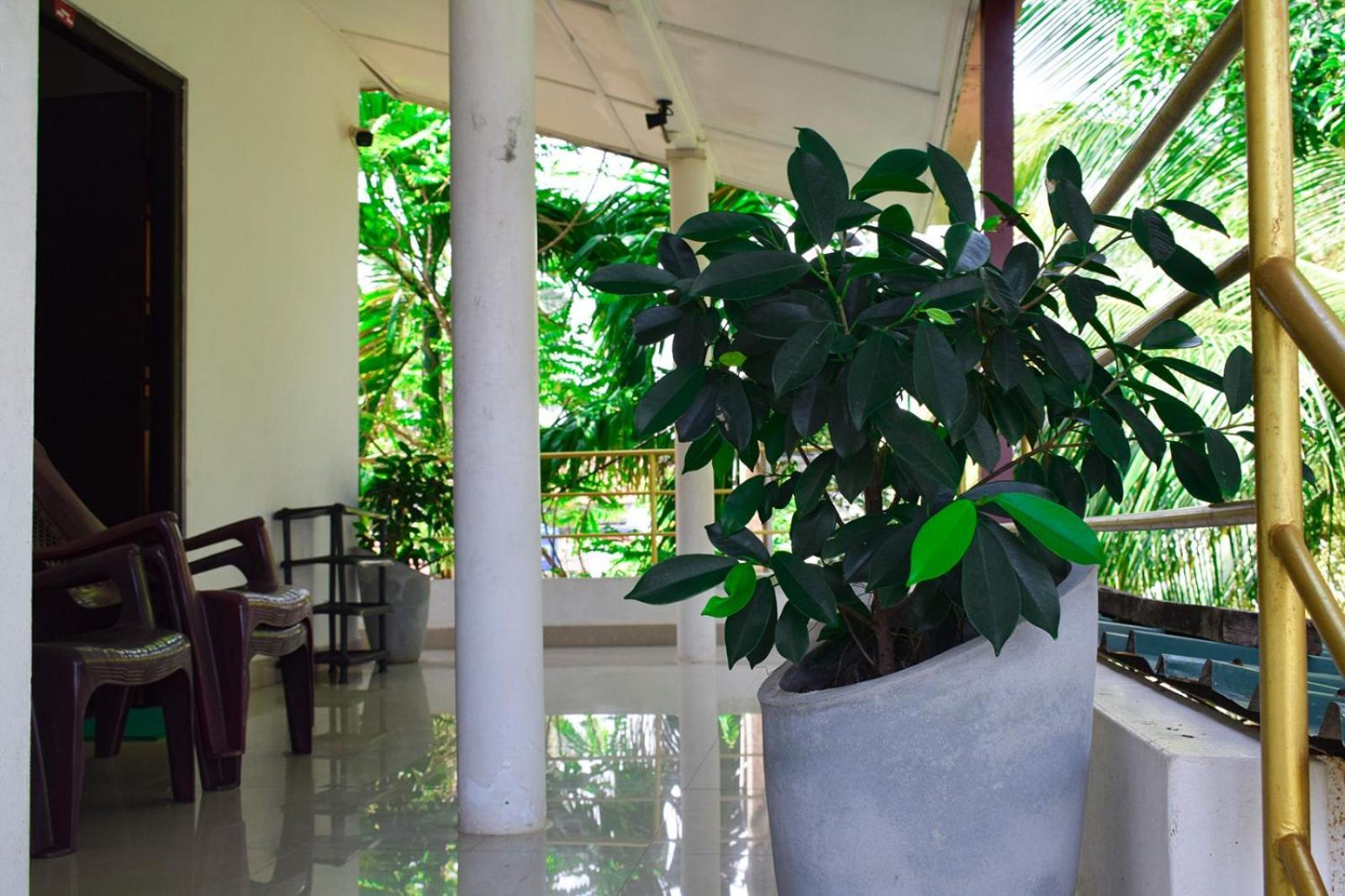 White Villa Hotel Trincomalee Bagian luar foto