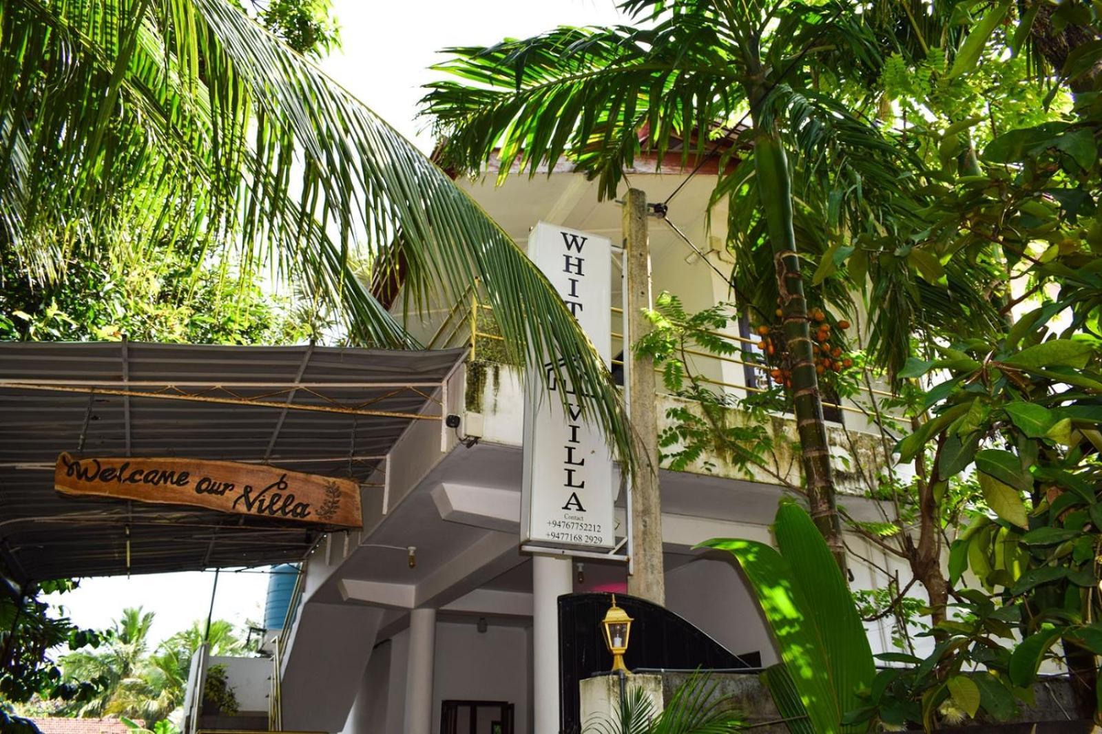 White Villa Hotel Trincomalee Bagian luar foto